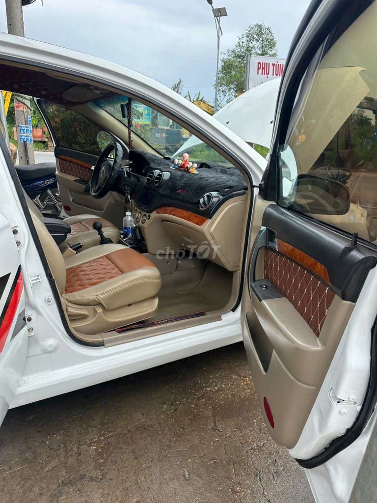 Bán xe 5 chỗ Gentra, đời 2008. Mua bán Ô tô tại Quận Cái Răng Cần Thơ được đăng bởi Hoang anh hình 4