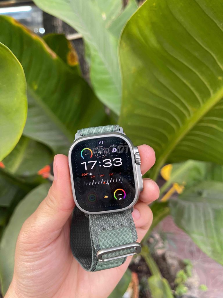 Apple Watch Ultra 1 49MM Thép Titanium kèm dây zin