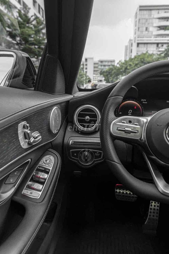 C300_AMG facelift model 2020 màu đen siêu ngầu. Mua bán Ô tô tại Quận 7 Tp Hồ Chí Minh được đăng bởi Dương Phương hình 10