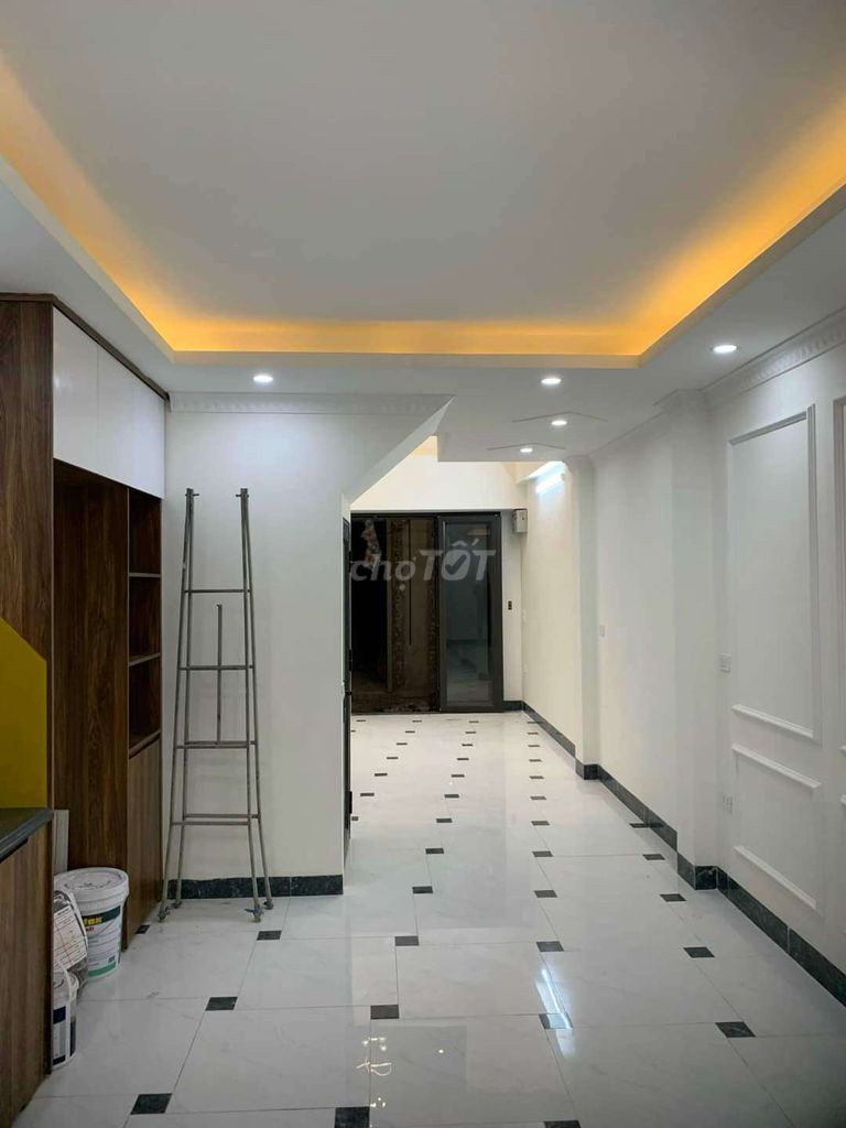 BÁN NHÀ LA PHÙ 36M2*5 TẦNG*Ô TÔ ĐỖ GIÁ 4,15 TỶ