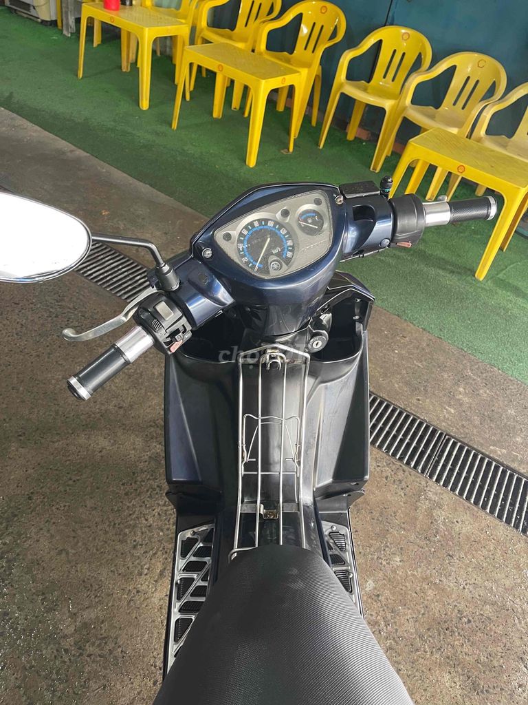 cần bán lại cho ae cần xe đi làm !. Mua bán Xe máy tại Quận 8 Tp Hồ Chí Minh được đăng bởi trung hiếu đặng hình 6