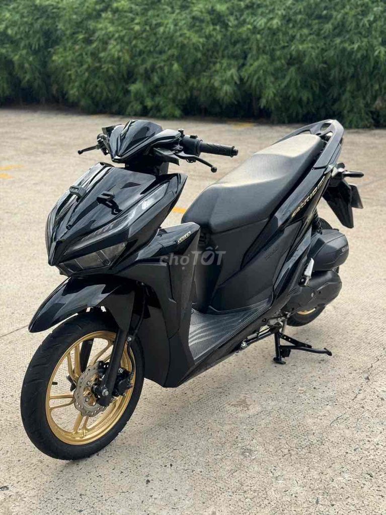 Honda Vario 150 màu đen bóng 2021