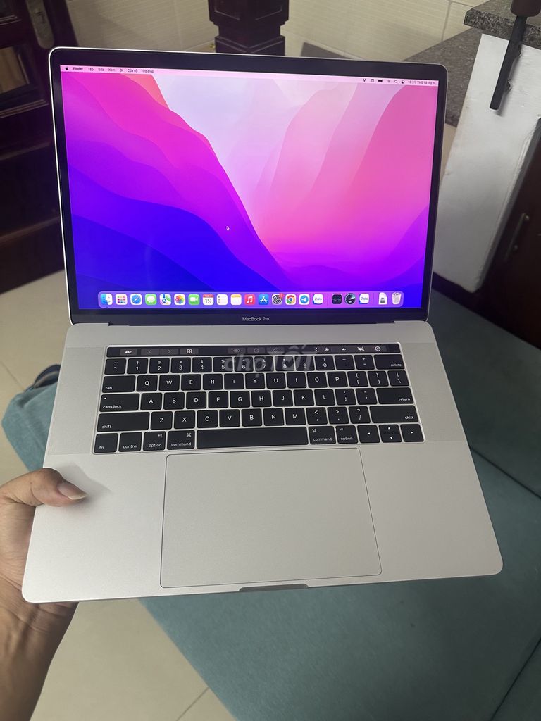 Apple Macbook Pro 15 inch 2017 i7 16GB/256GB vga . Mua bán Laptop tại Quận Tân Phú Tp Hồ Chí Minh được đăng bởi Nicemac hình 1