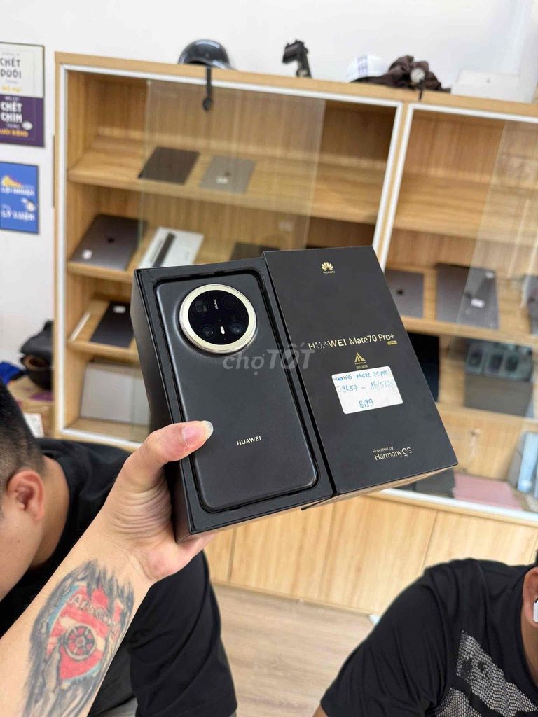 Huawei Mate 70 Pro Plus 16GB 512GB Đen. Mua bán Điện thoại tại Quận Đống Đa Hà Nội được đăng bởi KT Hà Nội Mobile hình 1