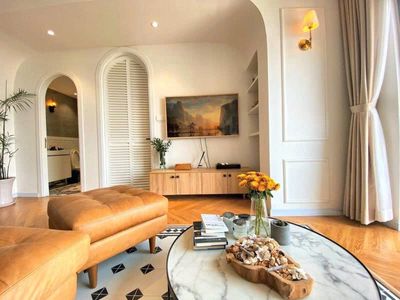 Cho thuê 3PN 109m2 giá 25tr/tháng, nội thất xịn xò và đẹp. Chủ nhà dễ.
