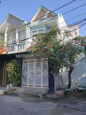 Hạ Giá 100tr bán lỗ căn nhà gần Phan Văn Hớn Hóc Môn có sổ hồng riêng