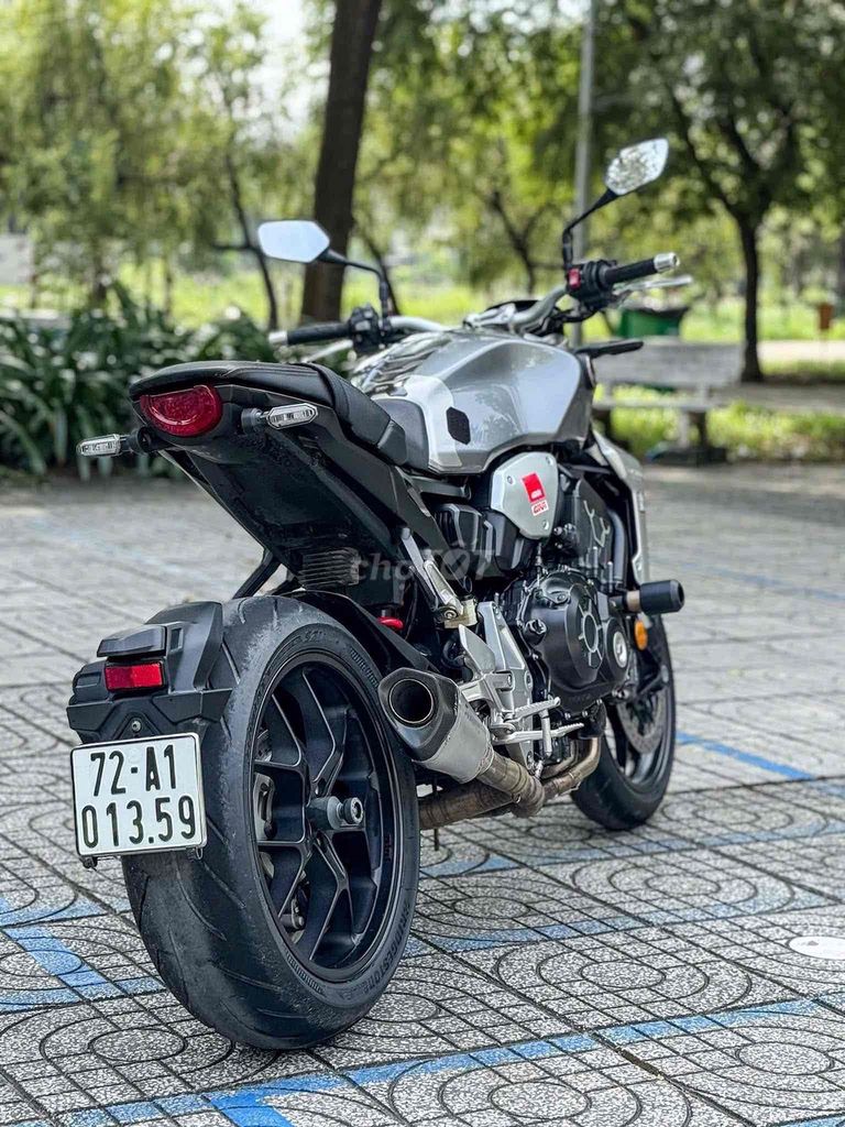 Honda CB1000R Neo Sport Café Xám. Mua bán Xe máy tại Quận 8 Tp Hồ Chí Minh được đăng bởi my  hình 4