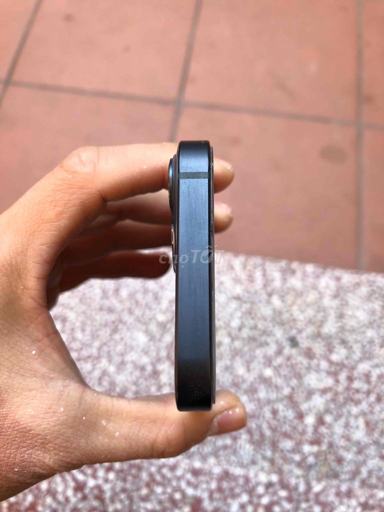 Apple iPhone 13 mini Đen Đã sử dụng. Mua bán Điện thoại tại Thị xã Từ Sơn Bắc Ninh được đăng bởi VL hình 1