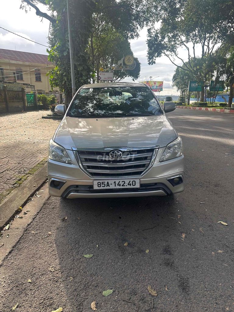 gd cần bán Toyota Innova 2015 E. Mua bán Ô tô tại Thành phố Buôn Ma Thuột Đắk Lắk được đăng bởi Phong phú hình 3