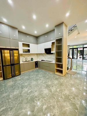 Rent · 4 bd · 100 м² · Quận Ngũ Hành Sơn, ул. Đường Hoài Thanh