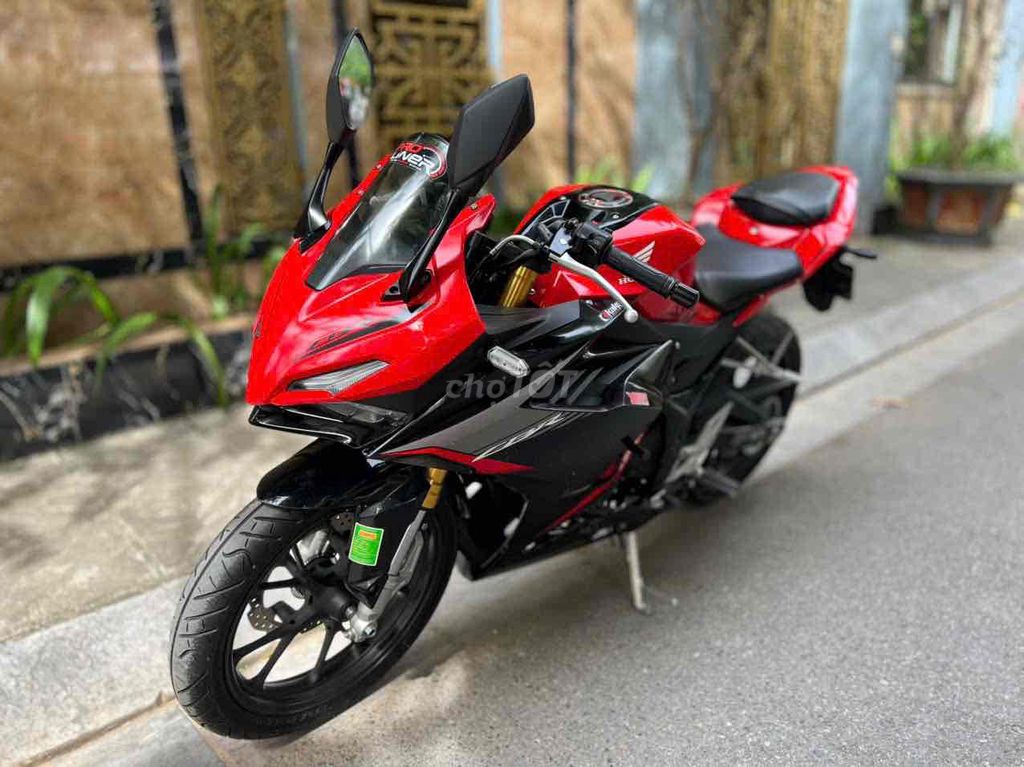 HONDA CBR150 ABS FI biển số 29 xe lướt mới pkl. Mua bán Xe máy tại Quận Cầu Giấy Hà Nội được đăng bởi Tong motor xe may hình 1
