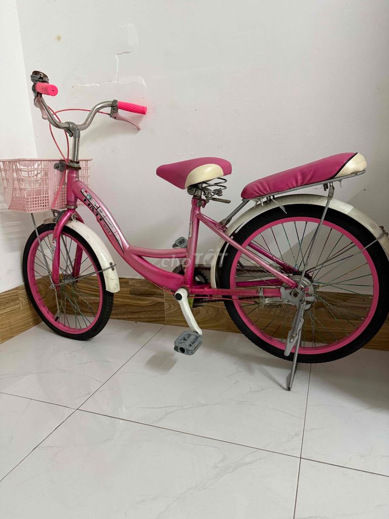 xe đạp trẻ em tiểu học. Mua bán Xe đạp tại Thành phố Tân An Long An được đăng bởi Nguyễn Minh Thật  hình 3