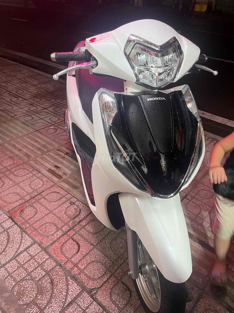 Honda Lead 2025 Белый 7245 км
