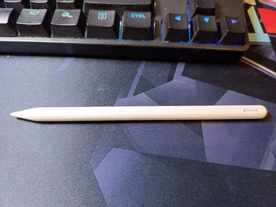 Bán Apple pencil 2. Mua bán Máy tính bảng tại Quận 8 Tp Hồ Chí Minh được đăng bởi Quang Hưng Ngô