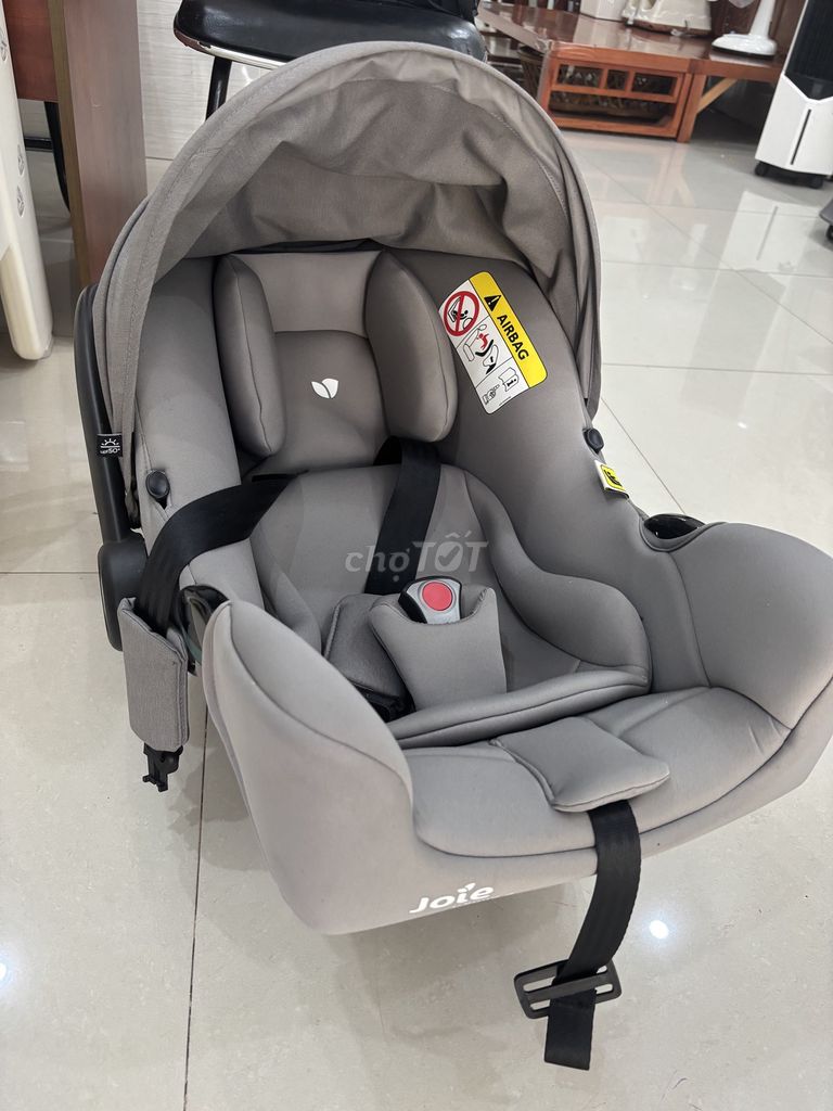 Ghế ngồi ô tô Joie Xám dưới 1 tuổi 95% mới. Mua bán Mẹ và bé tại Quận 12 Tp Hồ Chí Minh được đăng bởi Lê Đinh Tuệ Nhi hình 1