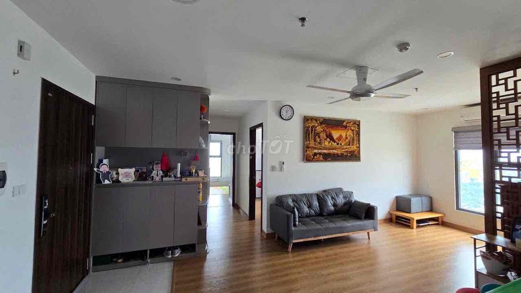 Chính chủ cần tiền hạ giá bán căn chung cư Lô góc đẹp, giá tốt