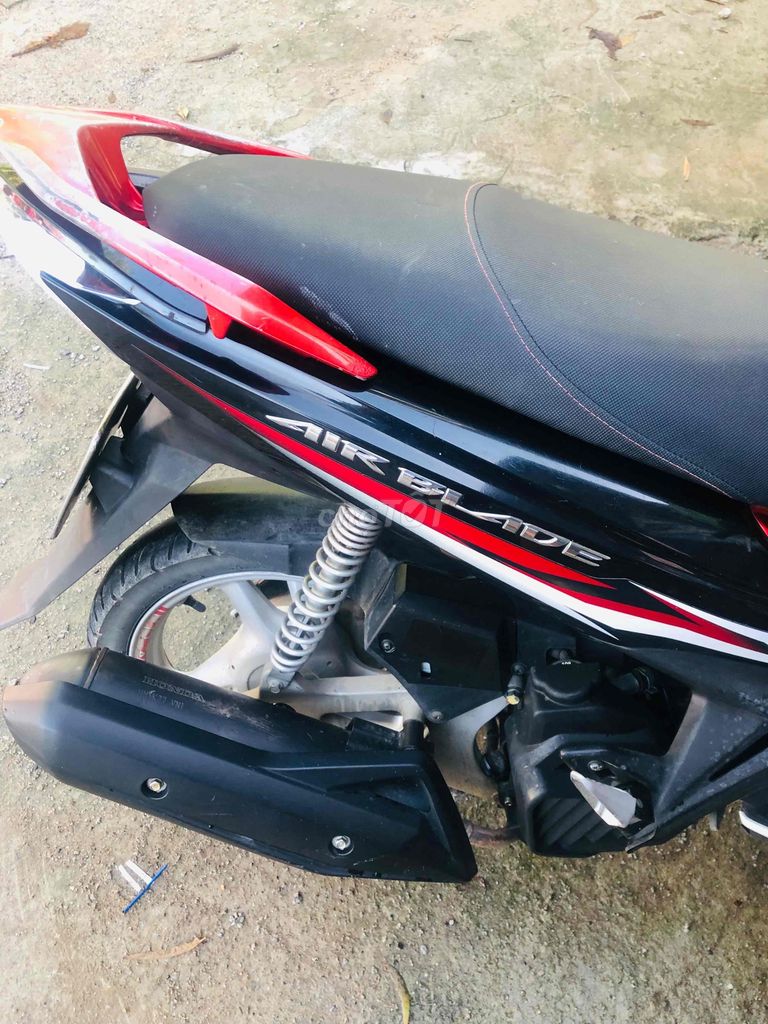 cần bán lại. Mua bán Xe máy tại Huyện Giồng Riềng Kiên Giang được đăng bởi Nhìn hình 3