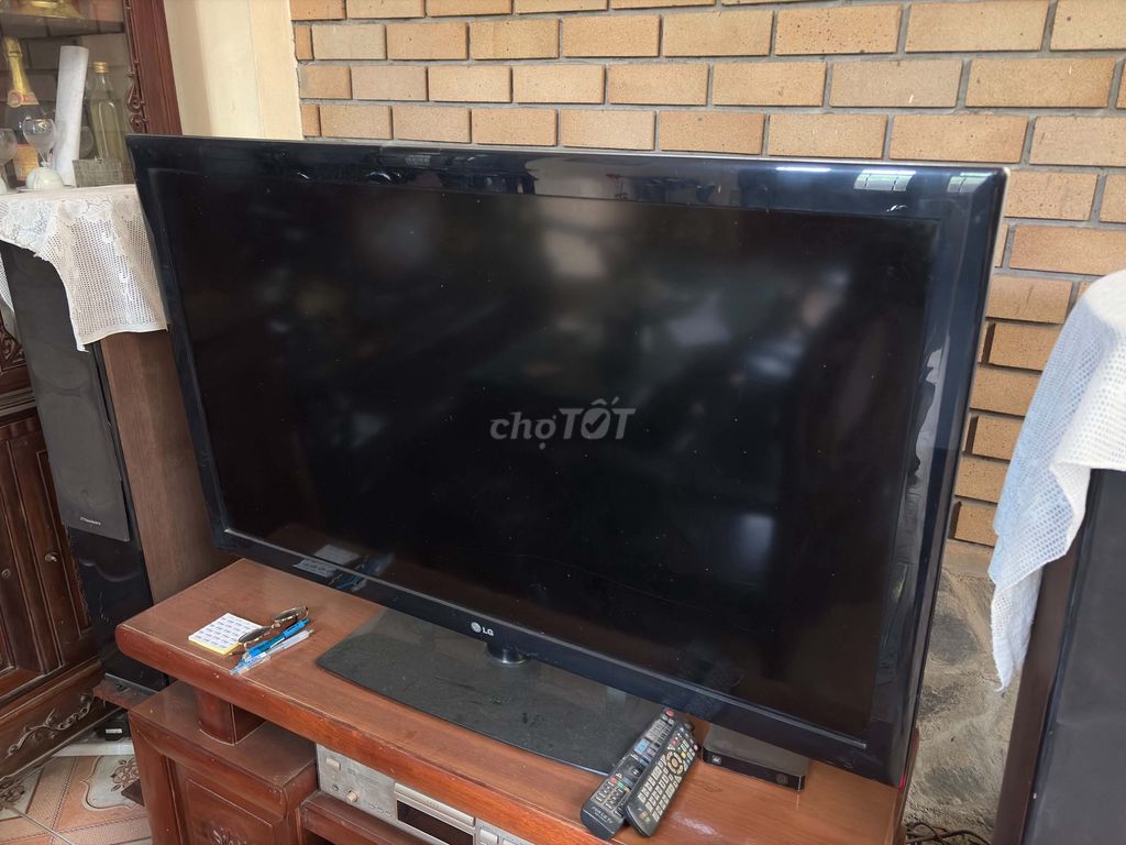 Tivi LG 43 inch Không bật được. Mua bán Tivi, Âm thanh tại Quận Long Biên Hà Nội được đăng bởi Tống Bùi Vĩnh Hoàng hình 1
