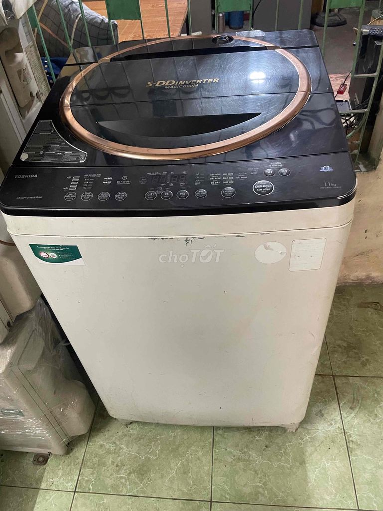 Máy giặt Toshiba 11kg cửa trên inverter. Mua bán Máy giặt tại Quận Hoàng Mai Hà Nội được đăng bởi quan hình 1