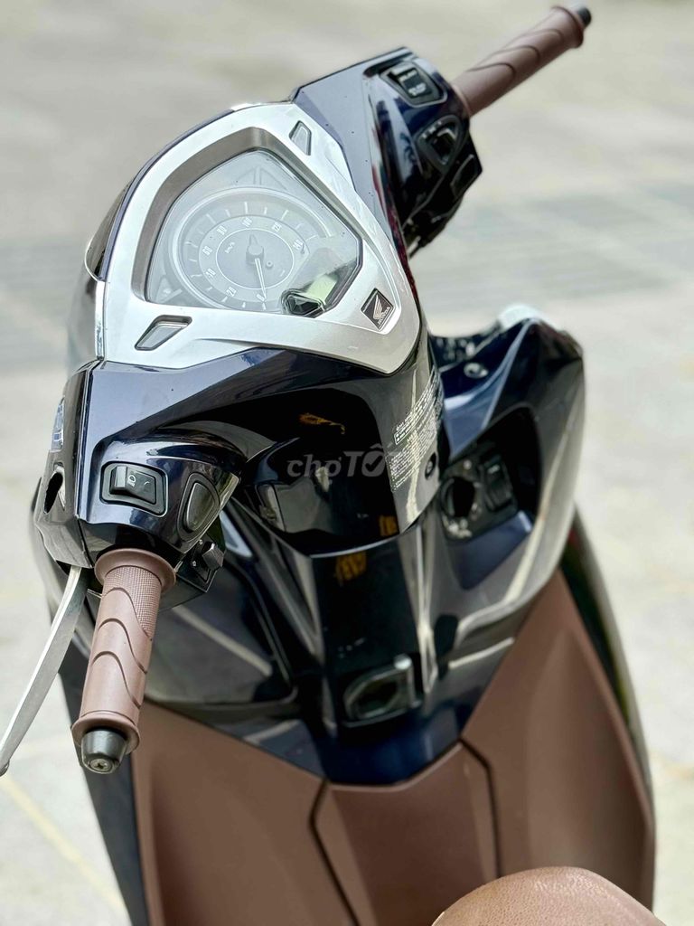 Lead smartkey thật sự Chất lượng xanh tím 29E2. Mua bán Xe máy tại Quận Ba Đình Hà Nội được đăng bởi Xe Máy Nam Thi hình 4