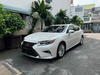 Lexus ES 250 2.5L 2015 60.000km. Mua bán Ô tô tại Quận Gò Vấp Tp Hồ Chí Minh được đăng bởi Thức