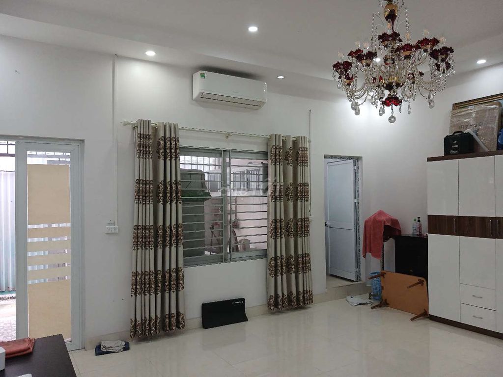 Nhà 42m2 ngõ 173 nguyễn hoàng tôn, tây hồ