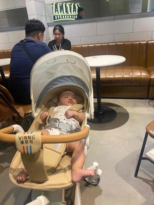 xe đẩy Vinng q7 còn mới ít sd cần. pass.. Mua bán Mẹ và bé tại Huyện Hóc Môn Tp Hồ Chí Minh được đăng bởi Trâm Anh hình 1