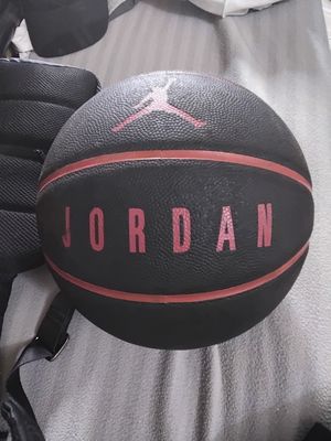 Bán bóng rổ nike mới chưa sử dụng. Mua bán Đồ thể thao, Dã ngoại tại Quận Hoàng Mai Hà Nội được đăng bởi Tuan