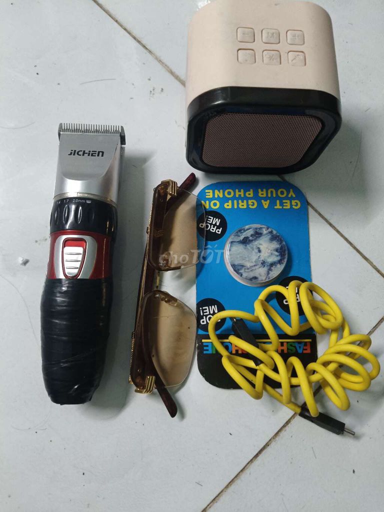 Thanh lý đồ linh tinh. Mua bán Phụ kiện thời trang khác tại Quận Tân Phú Tp Hồ Chí Minh được đăng bởi HUYNH THANH NHANH hình 1