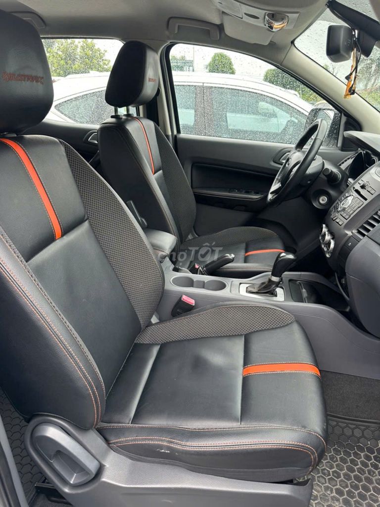 Ford Ranger 2015 Wildtrak 3.2L 4x4 AT - 150000 km. Mua bán Ô tô tại Quận Hà Đông Hà Nội được đăng bởi Nguyễn Phúc hình 8