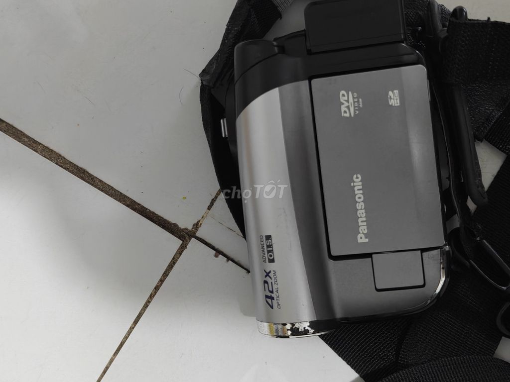 Máy quay phim Panasonic VDR-D50P Bạc, Đen. Mua bán Máy ảnh, Máy quay tại Quận 12 Tp Hồ Chí Minh được đăng bởi Ngô Huy hình 1