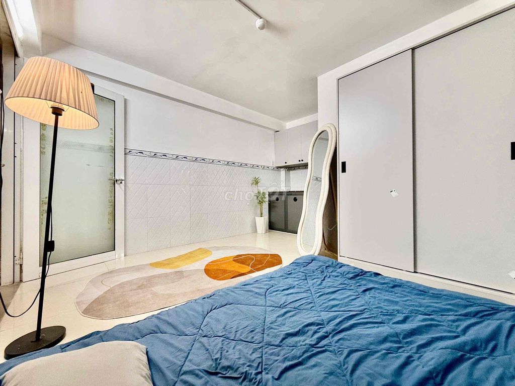 STUDIO CỬA SỔ GẦN ĐH MỞ CƠ SỞ MỚI