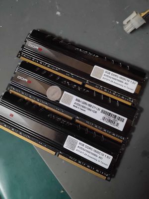 RAM DDR3 AVEXIR 8GB BUS 1600 LED ĐỎ, XANH. Mua bán Linh kiện (RAM, Card...) tại Quận Thanh Xuân Hà Nội được đăng bởi nguyễn duy long
