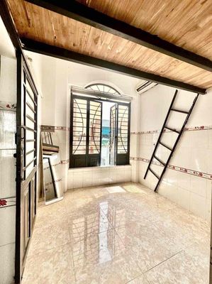CHO THUÊ PHÒNG GÁC CỬA SỔ TRỜI SIÊU RỘNG ĐƯỜNG NGUYỄN SƠN TÂN PHÚ
