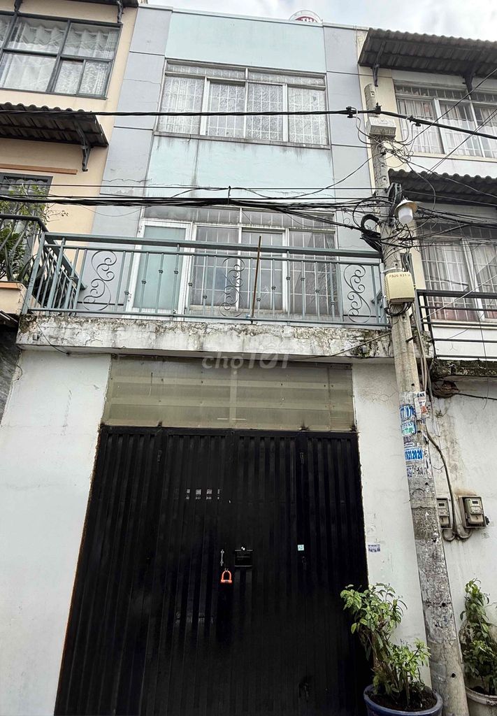 cho thuê nhà 3 tầng 2pn 3wc, hẻm 5m thông Đường Số 6. BHH B. Bình Tân