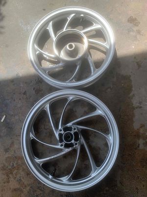 bán cặp mâm Vision 110 2023 rin đẹp 1600m