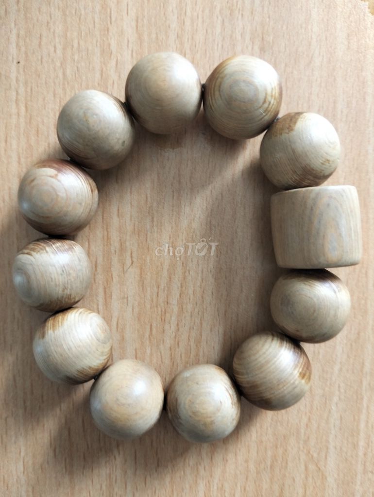 Vòng tay Gỗ huyết long 22mm. Mua bán Phụ kiện thời trang khác tại Thành phố Thủ Đức Tp Hồ Chí Minh được đăng bởi Quan Tran Thanh hình 1