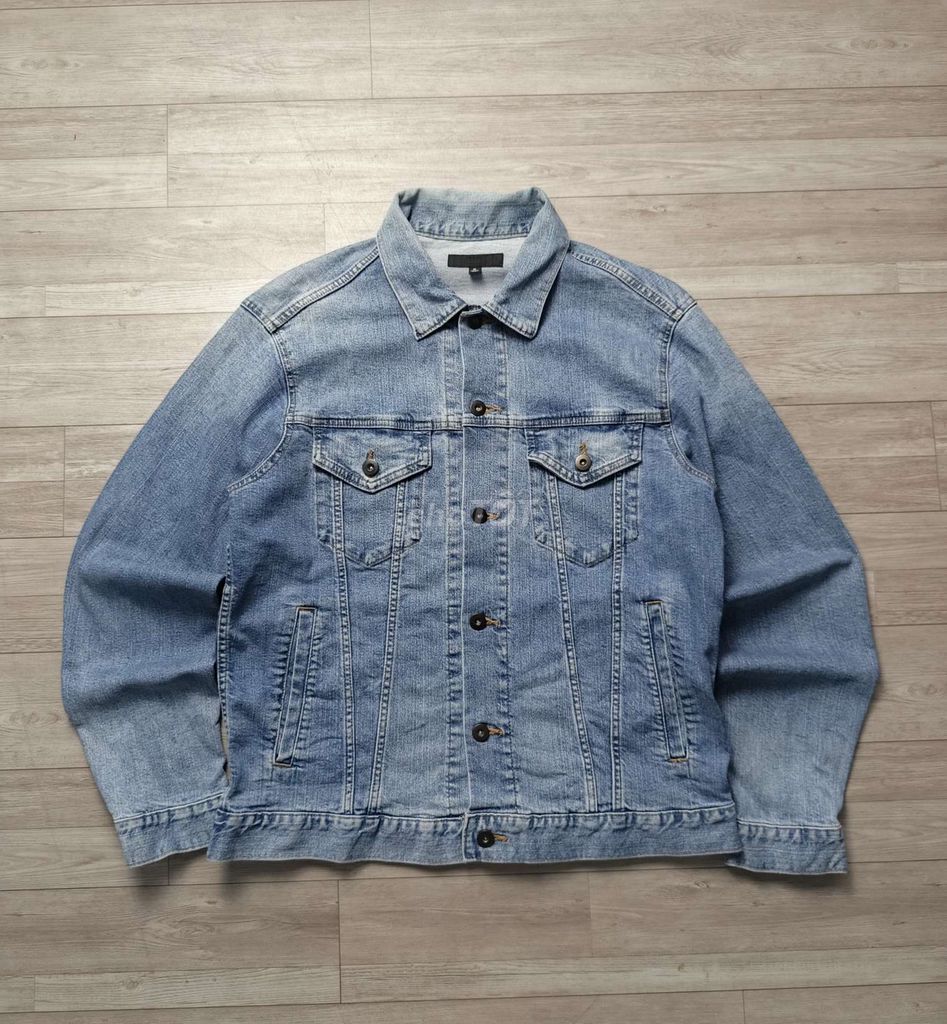 Áo khoác denim Uniqlo XL Xanh nhạt. Mua bán Quần áo tại Thành phố Thuận An Bình Dương được đăng bởi Trạm săn si hình 1