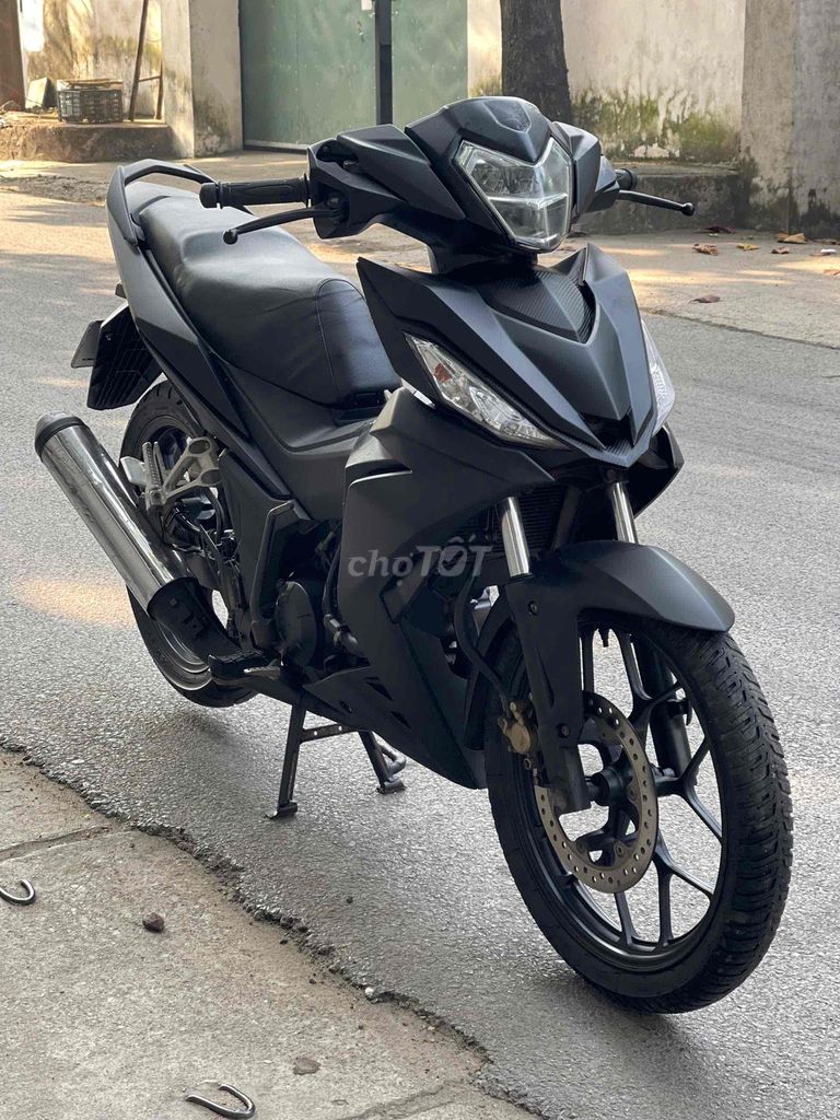 Honda Winner v1 dky 2020 mới 98%. Mua bán Xe máy tại Quận Bắc Từ Liêm Hà Nội được đăng bởi Linh hình 4