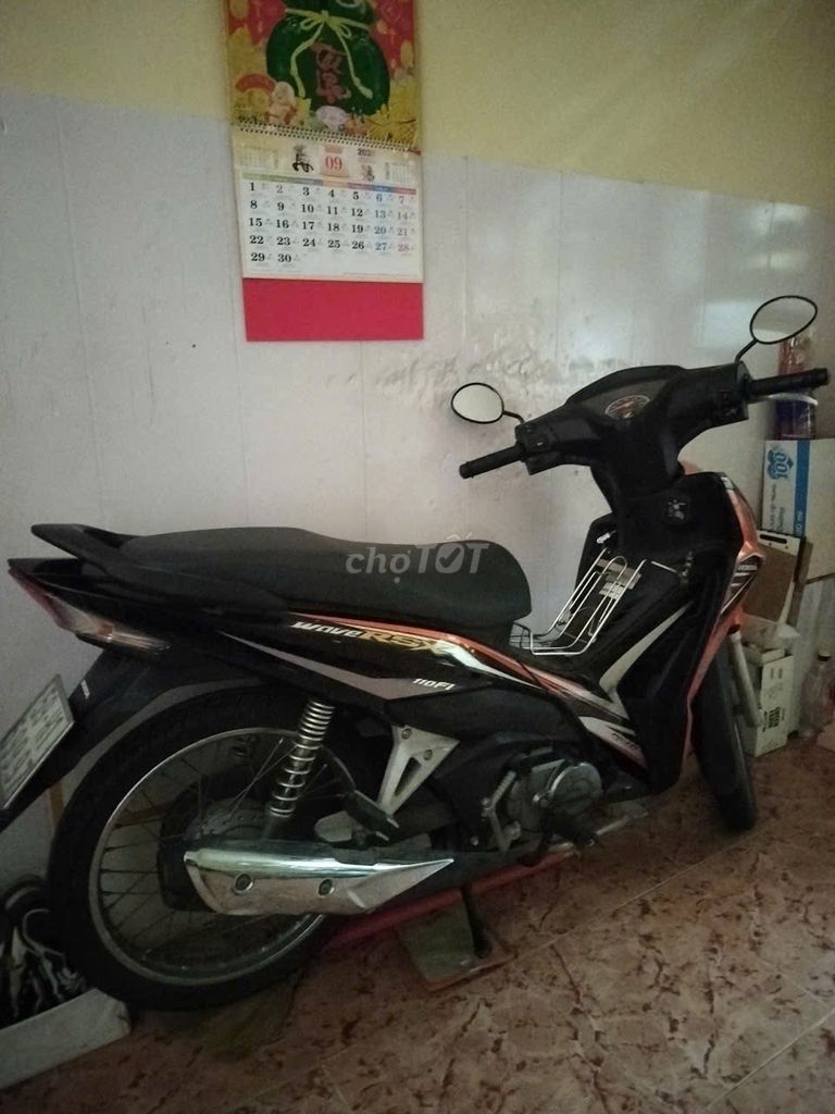 WAVE RSX FI chính chủ tiết kiệm xăng. Mua bán Xe máy tại Quận 5 Tp Hồ Chí Minh được đăng bởi Phụng Bùi hình 4