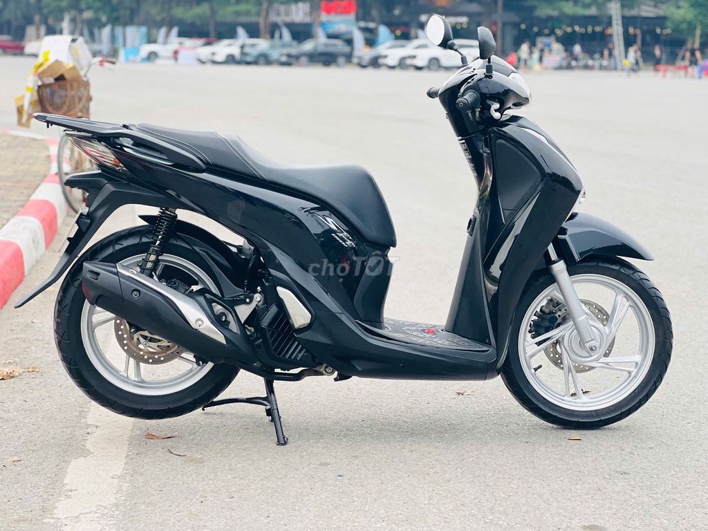 HONDA SH 125I NGUYÊN BẢN CHÍNH CHỦ GIÁO VIÊN. Mua bán Xe máy tại Quận Nam Từ Liêm Hà Nội được đăng bởi MAI HÒA hình 2