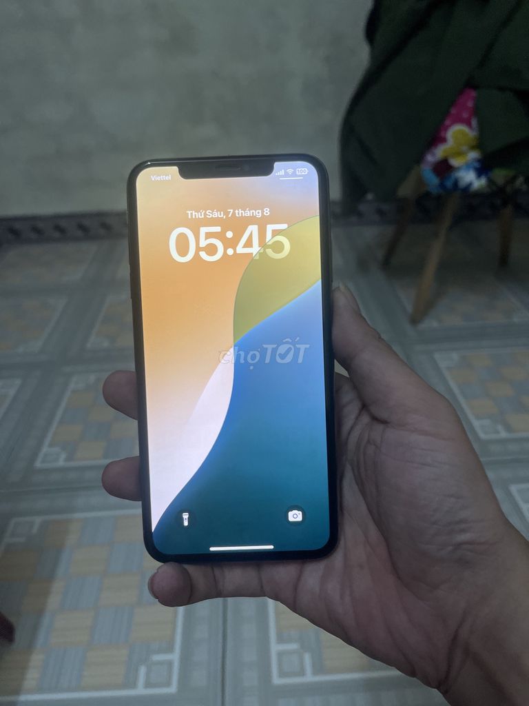 iPhone Xs Max 64GB Vàng Đã qua sử dụng. Mua bán Điện thoại tại Quận Cẩm Lệ Đà Nẵng được đăng bởi Quốc Dương hình 1