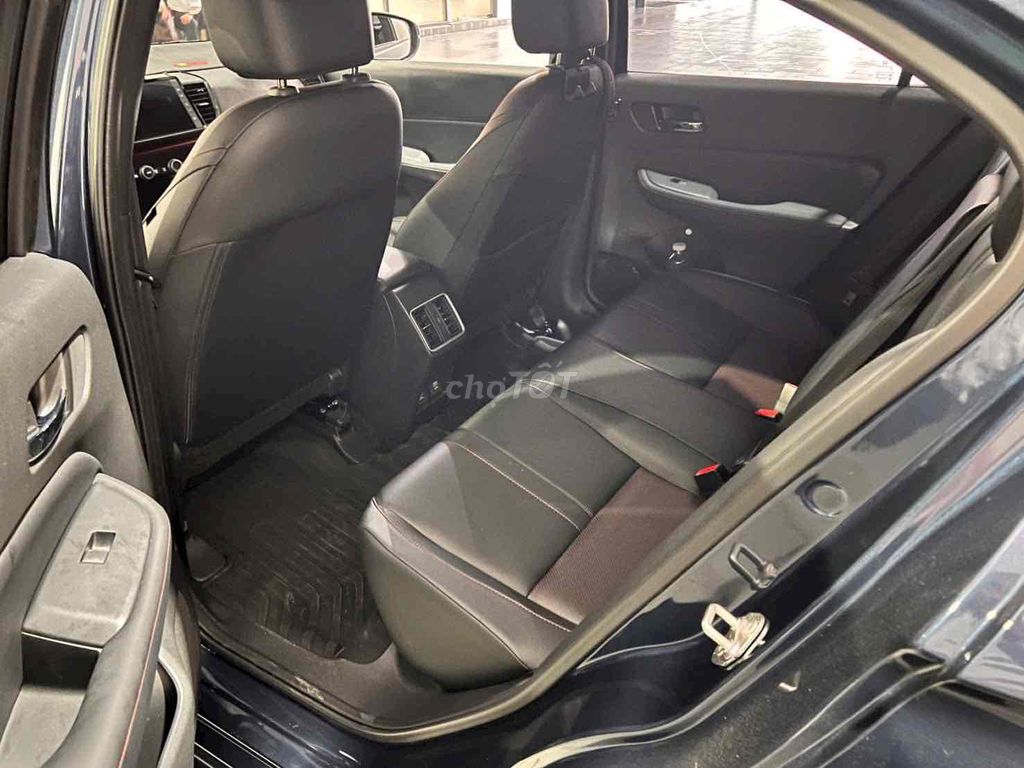 Honda City RS 2024 - 11000km - Như Mới - Bao check. Mua bán Ô tô tại Quận 7 Tp Hồ Chí Minh được đăng bởi Honda Ô Tô Sài Gòn Quận 7 hình 7