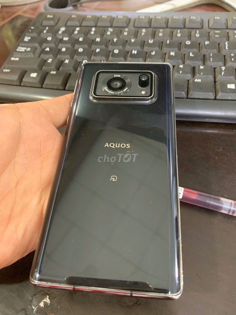 Sharp Aquos R6 128GB Đen. Mua bán Điện thoại tại Quận Bình Tân Tp Hồ Chí Minh được đăng bởi Hoàng sơn hình 1