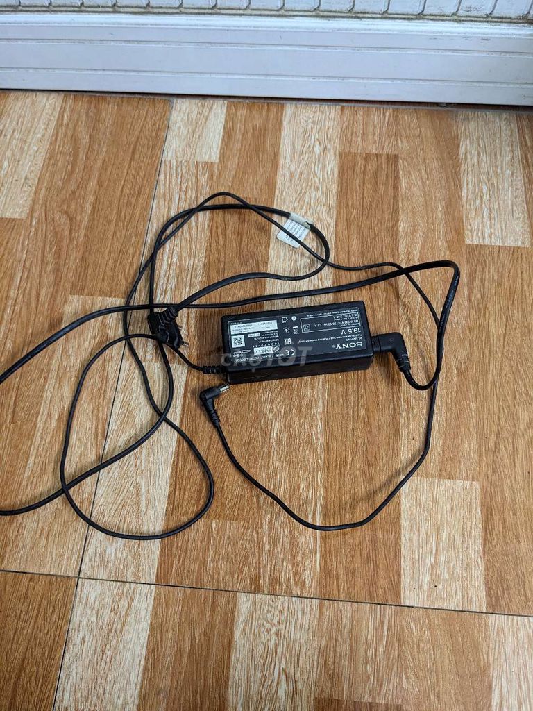 Adapter sony 19.5v 3.05a