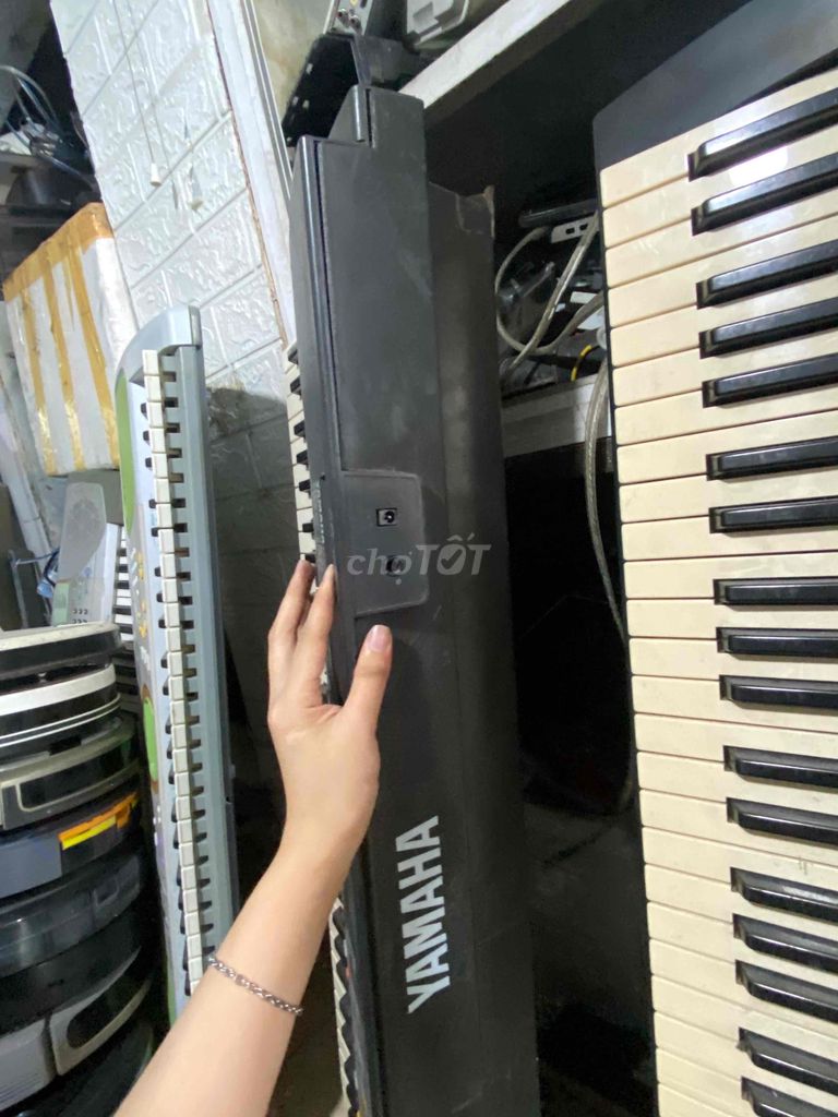 Thanh lý đàn Yamaha PSR-200 ae thợ test lấy