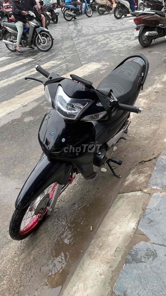 Wave 50 lên máy 100cc. Mua bán Xe máy tại Quận Cầu Giấy Hà Nội được đăng bởi Nguyễn Văn Hoan hình 2