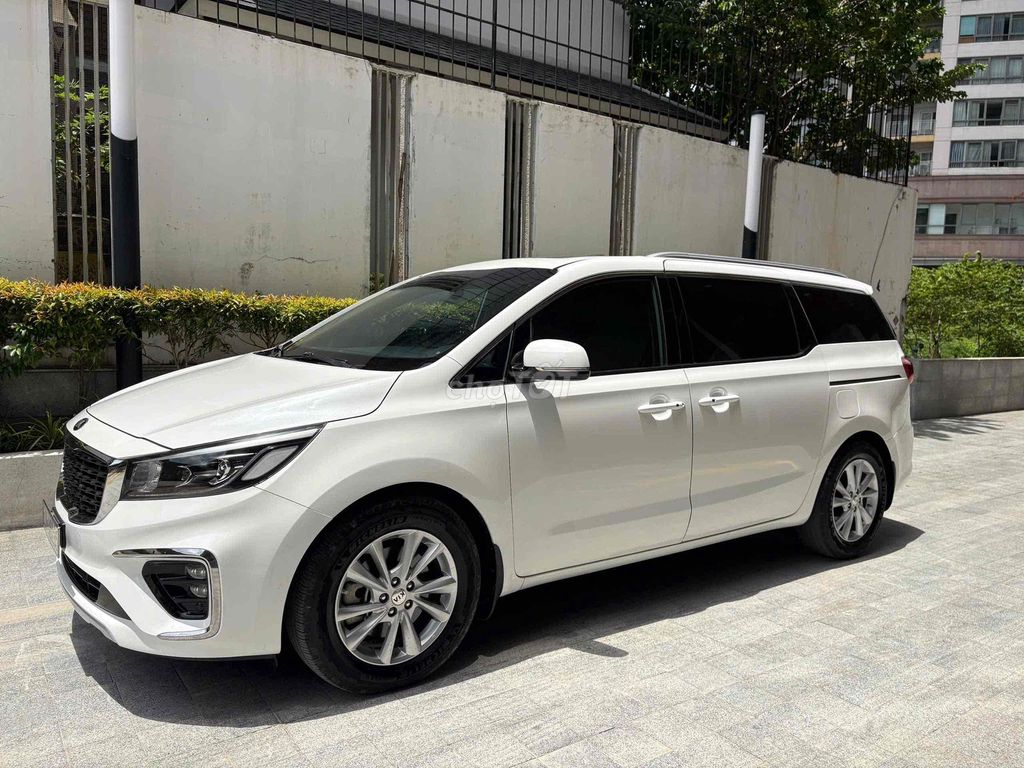 Kia Sedona 2019 2.2DATH Platinum белый с высоким НДС