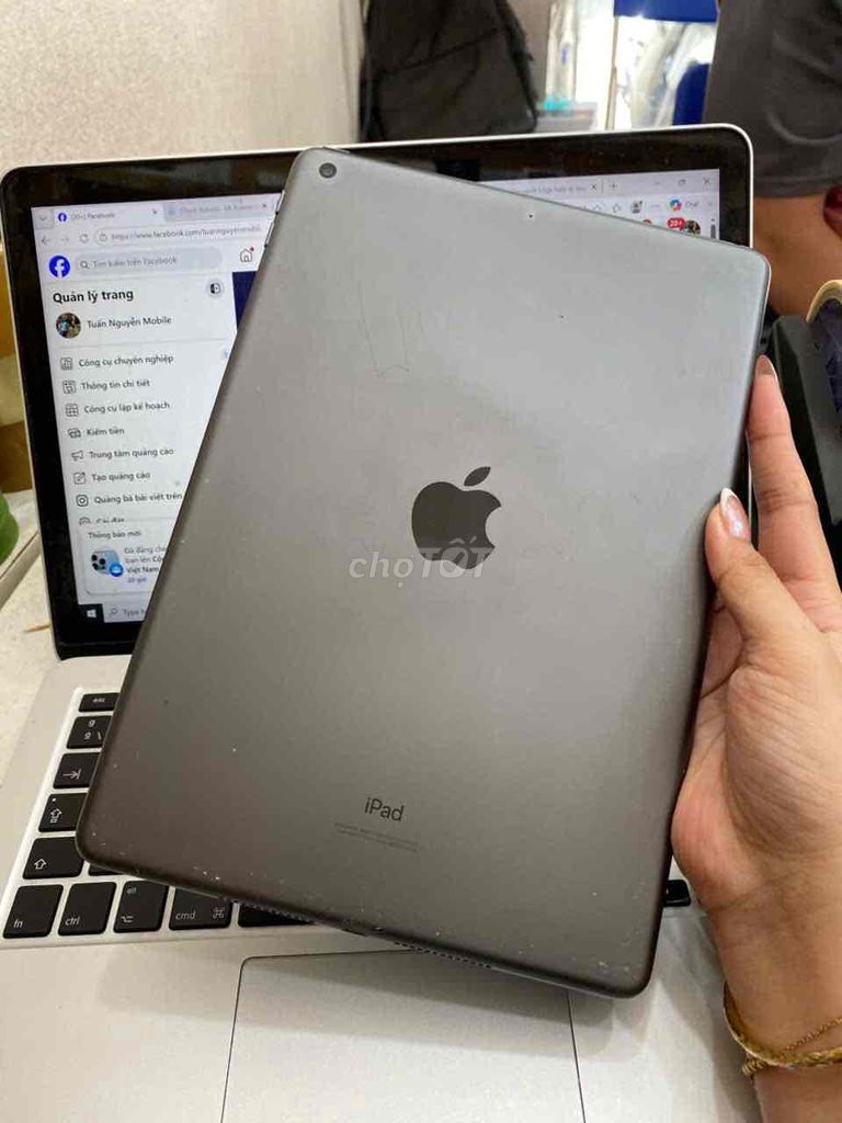 Apple iPad Gen 8 128GB Xám Wifi Đã thay cảm ứng. Mua bán Máy tính bảng tại Quận 3 Tp Hồ Chí Minh được đăng bởi Tuấn Nguyễn hình 1