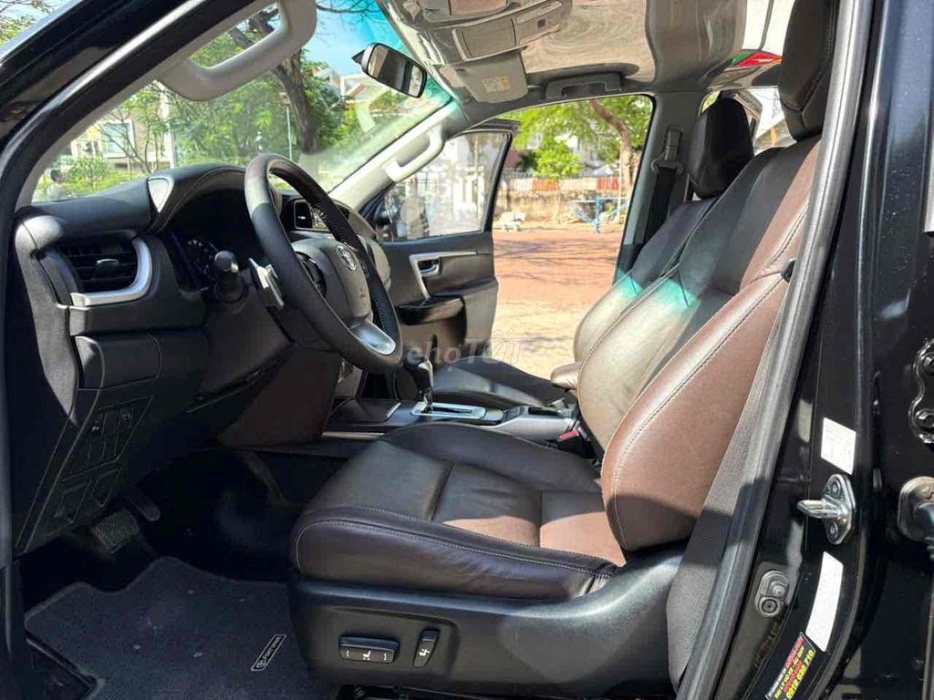 FORTUNER 2.7V 2017 TỰ ĐỘNG BẢO HÀNH 1 NĂM. Mua bán Ô tô tại Quận Bình Tân Tp Hồ Chí Minh được đăng bởi XUÂN DUY AUTO hình 11